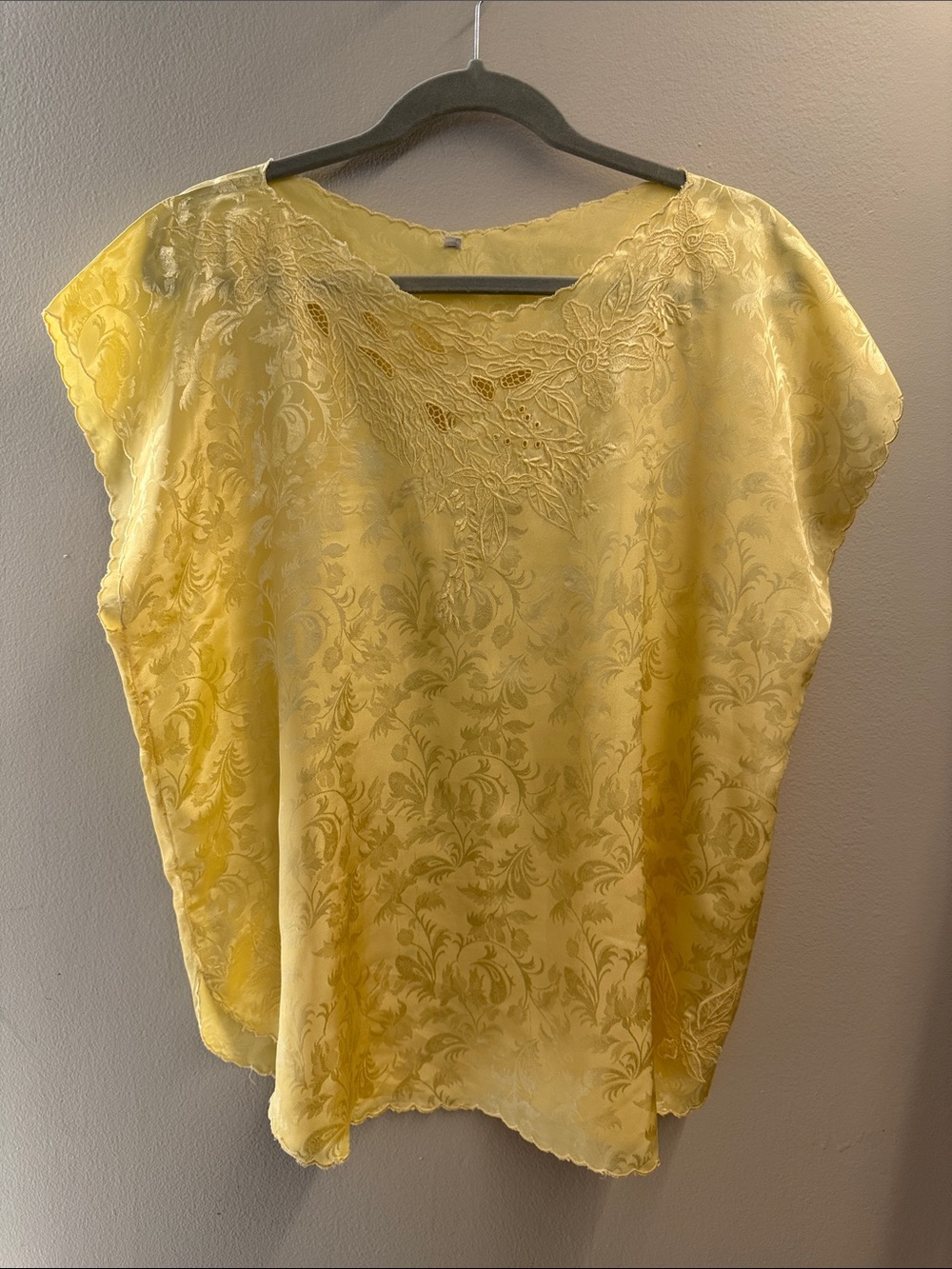 Women’s L American Vintage Yellow Floral Jacquard Silk-Look Blouse